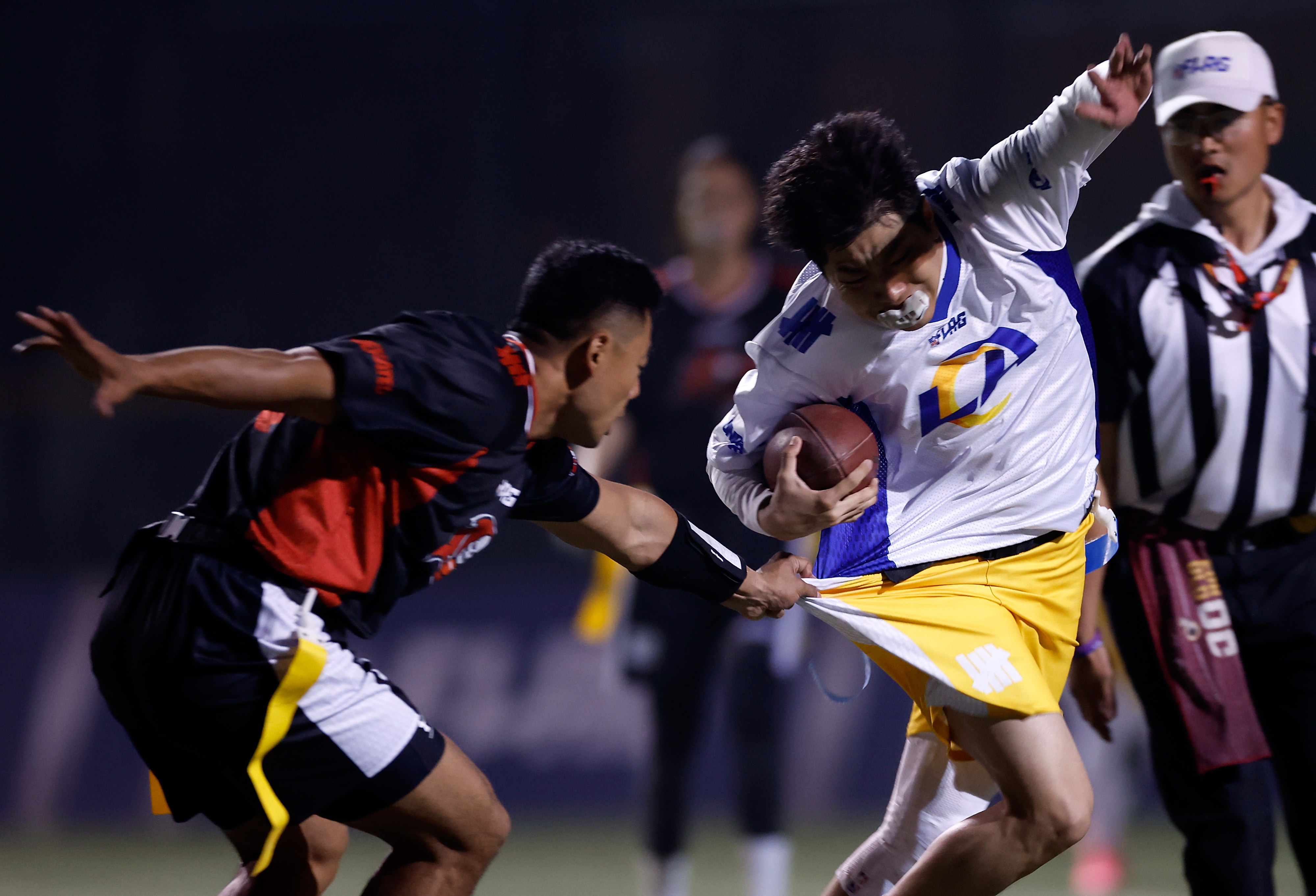 关于橄榄球赛事现场人气爆棚,观众热情高涨的信息 关于橄榄球赛事现场人气爆棚,观众热情高涨的信息