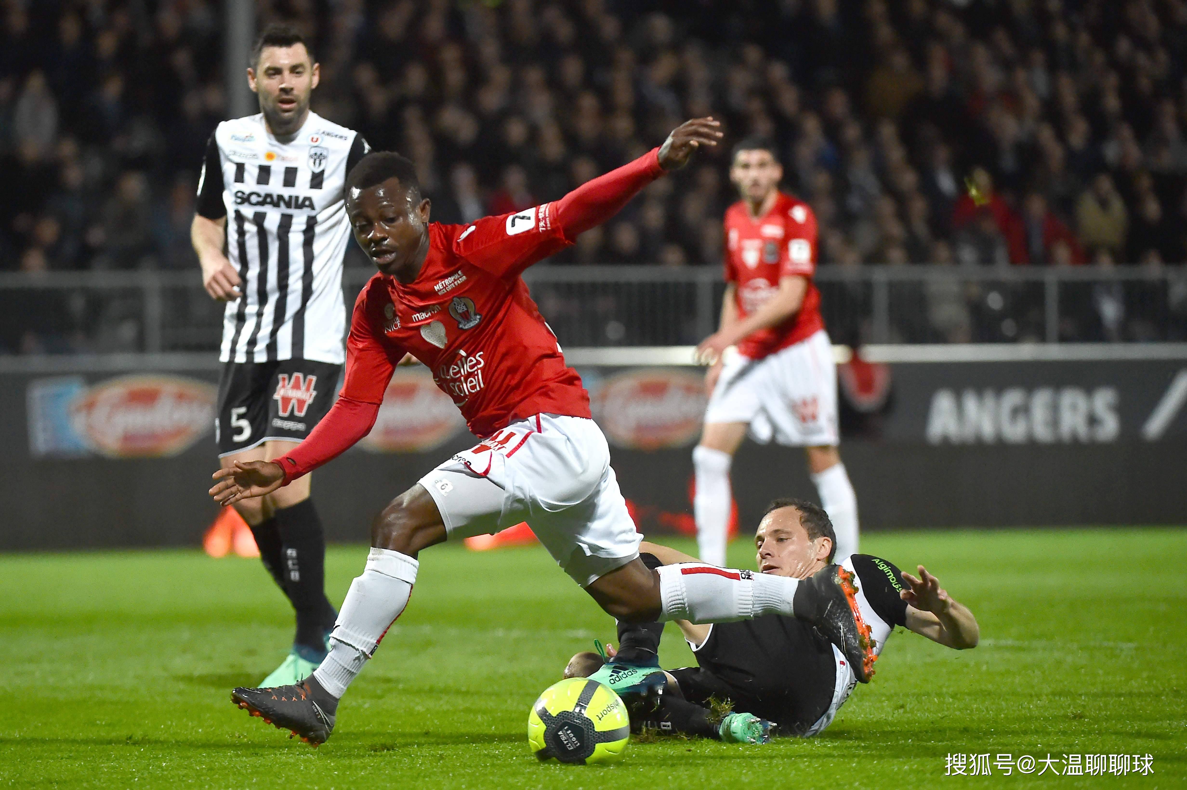 乌克兰队再胜对手,锦标赛表现突出 乌克兰队再胜对手,锦标赛表现突出