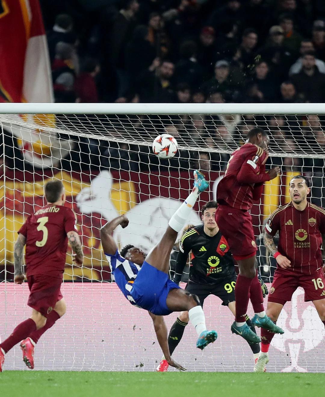 FB体育官方网站-波尔图不敌罗马惨遭逆转