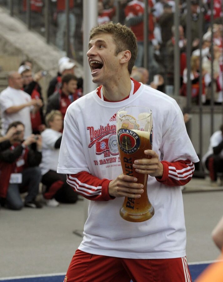 慕尼黑1860豪取胜利!击败柏林赫塔,取得关键胜利! 慕尼黑1860豪取胜利!击败柏林赫塔,取得关键胜利!