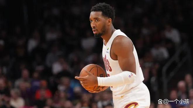 -盐湖城主场告捷，米切尔砍下40分助球队取胜的简单介绍