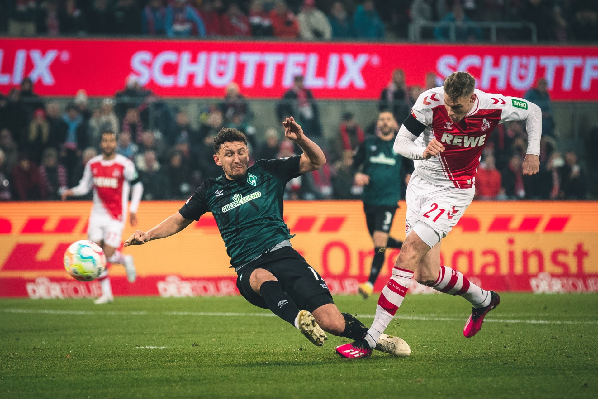 沃尔夫斯堡连续失利,主场遭遇科隆逆袭败局的简单介绍 沃尔夫斯堡连续失利,主场遭遇科隆逆袭败局的简单介绍