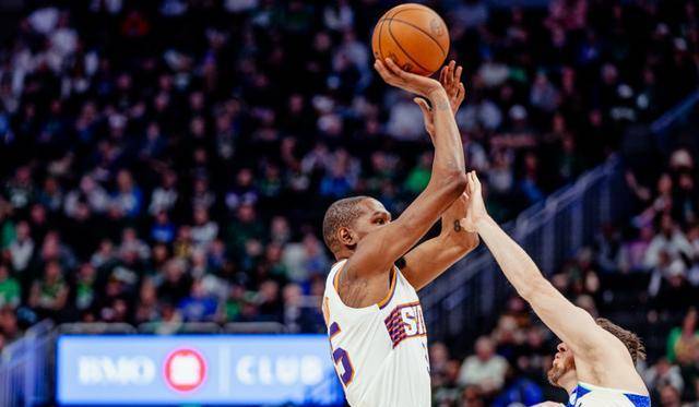 雄鹿逆袭猛虎取得重要胜利 雄鹿逆袭猛虎取得重要胜利