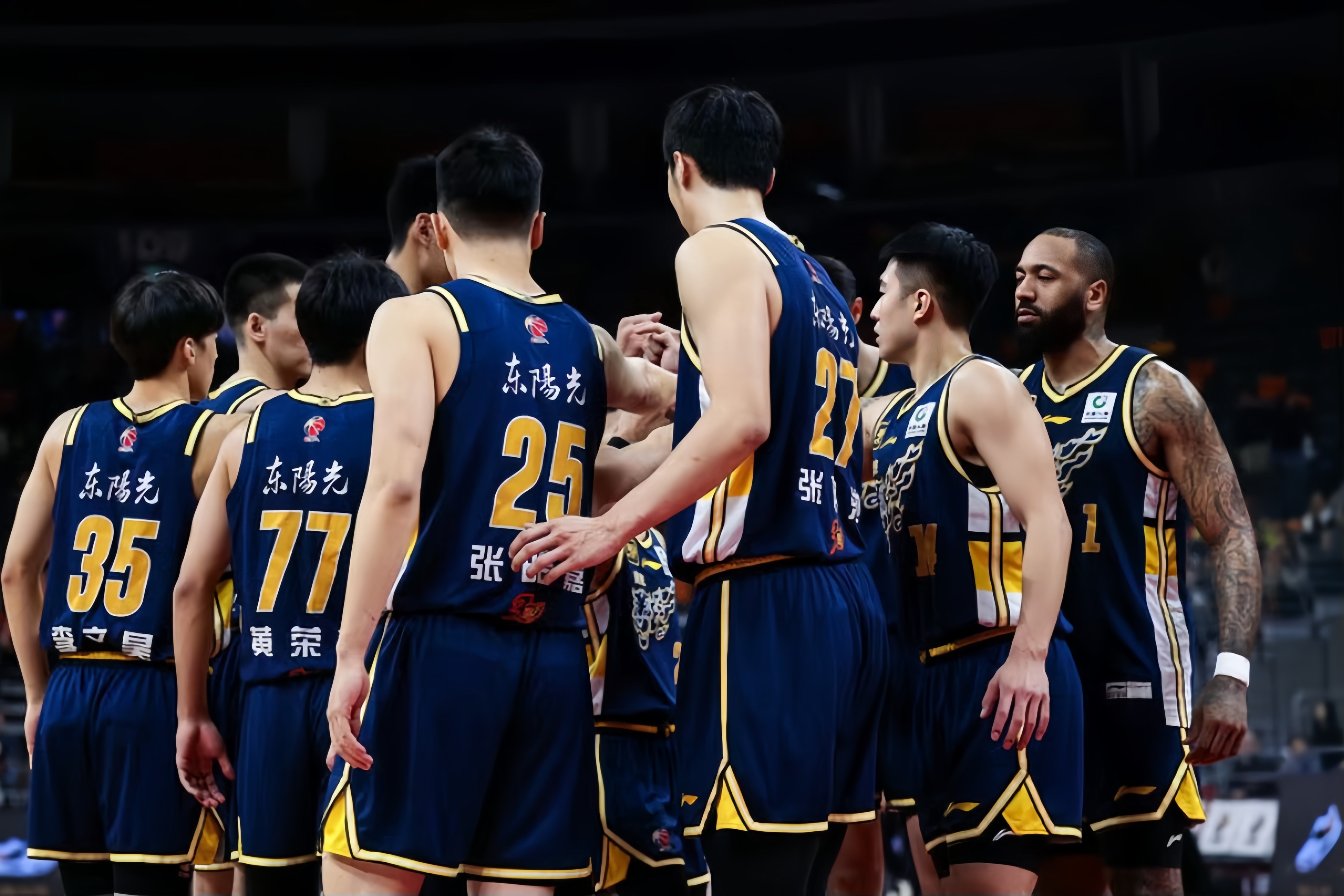 新赛季CBA总决赛今晚开战,广东华南虎力争卫冕的简单介绍 新赛季CBA总决赛今晚开战,广东华南虎力争卫冕的简单介绍